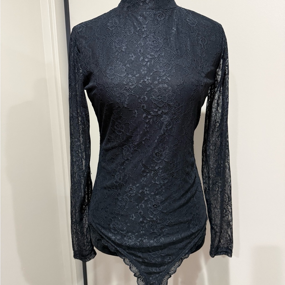 Who What Wear Black Lace Mock Neck Long Sleeve Bodysuit